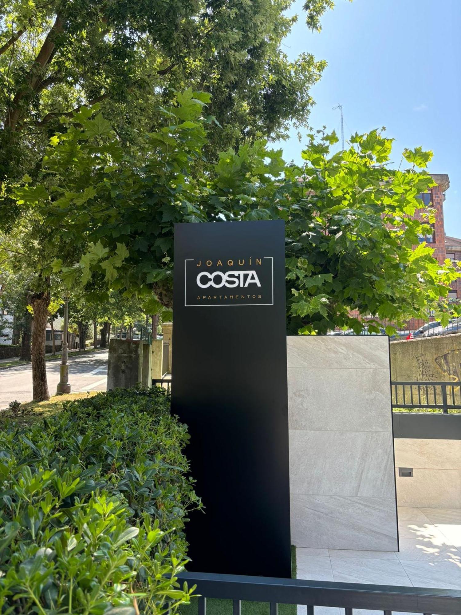 Apartamentos Joaquin Costa Santender Kültér fotó