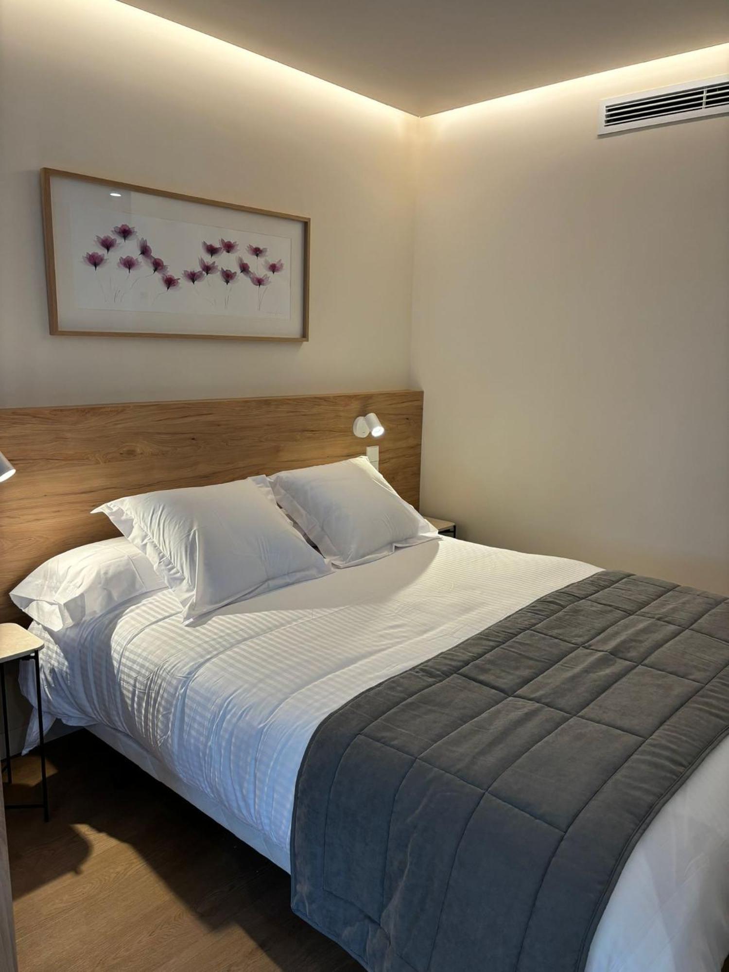 Apartamentos Joaquin Costa Santender Kültér fotó